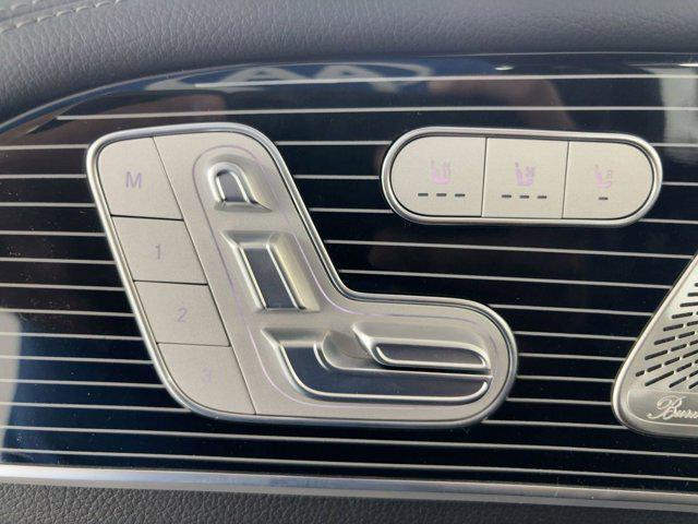 new 2026 Mercedes-Benz GLS 580 car