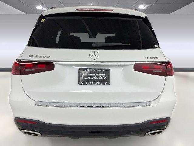 new 2026 Mercedes-Benz GLS 580 car