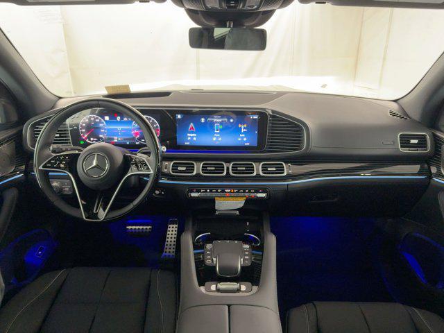 new 2026 Mercedes-Benz GLS 580 car