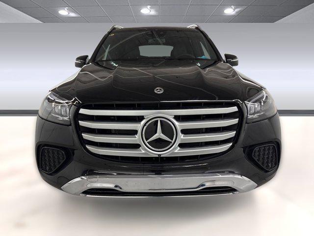 new 2025 Mercedes-Benz GLS 450 car