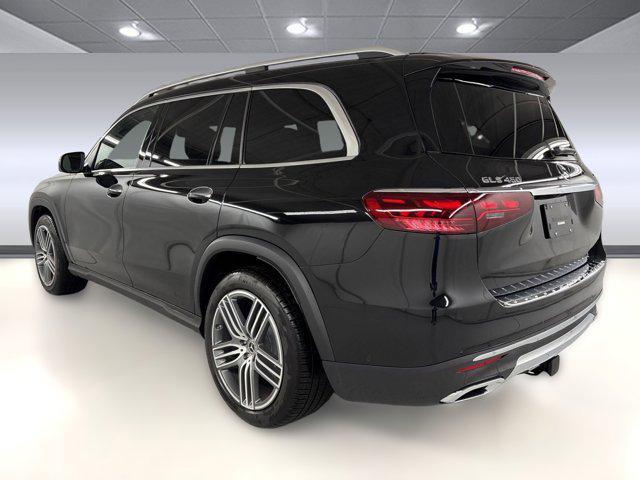 new 2025 Mercedes-Benz GLS 450 car