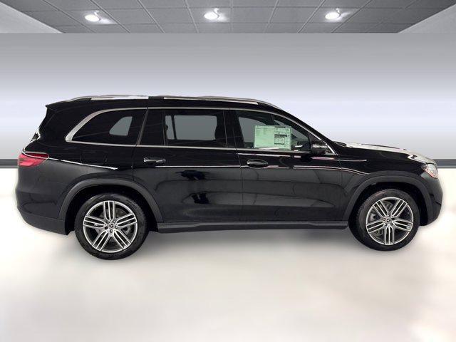 new 2025 Mercedes-Benz GLS 450 car