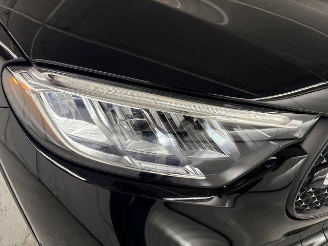 new 2025 Mercedes-Benz GLC 300 car, priced at $66,395