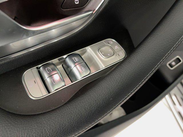 new 2026 Mercedes-Benz GLS 450 car