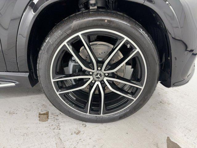 new 2026 Mercedes-Benz GLS 450 car