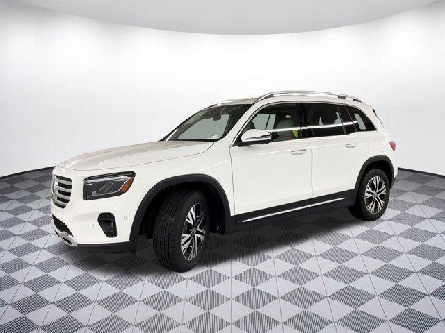 new 2025 Mercedes-Benz GLB 250 car, priced at $47,470