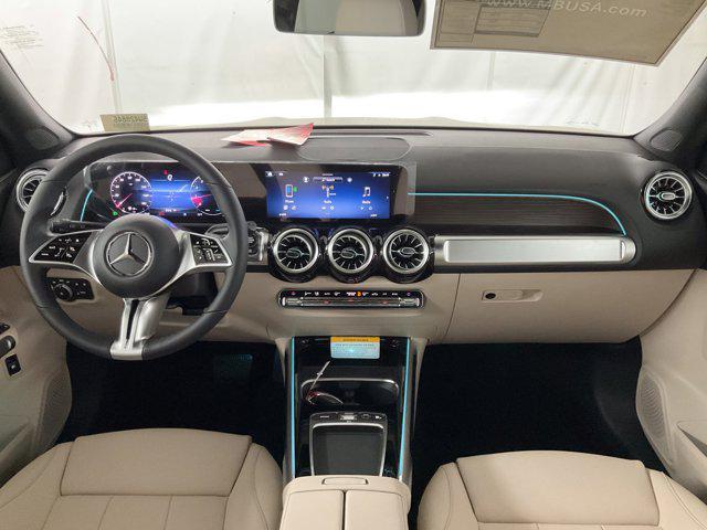 new 2025 Mercedes-Benz GLB 250 car, priced at $47,470