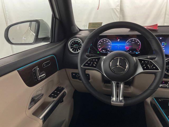 new 2025 Mercedes-Benz GLB 250 car, priced at $47,470
