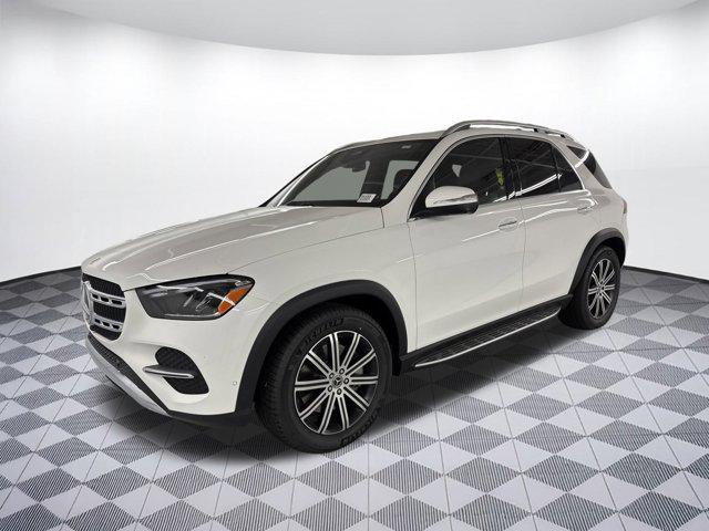new 2025 Mercedes-Benz GLE 450 car, priced at $77,535