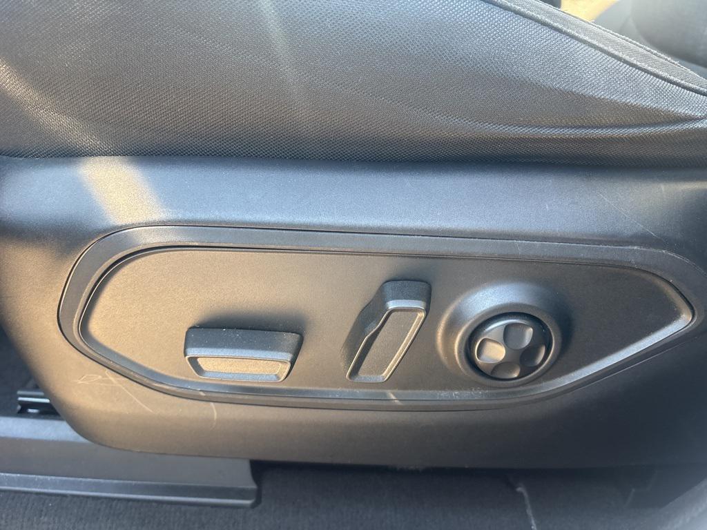 used 2023 Jeep Grand Cherokee car, priced at $32,600