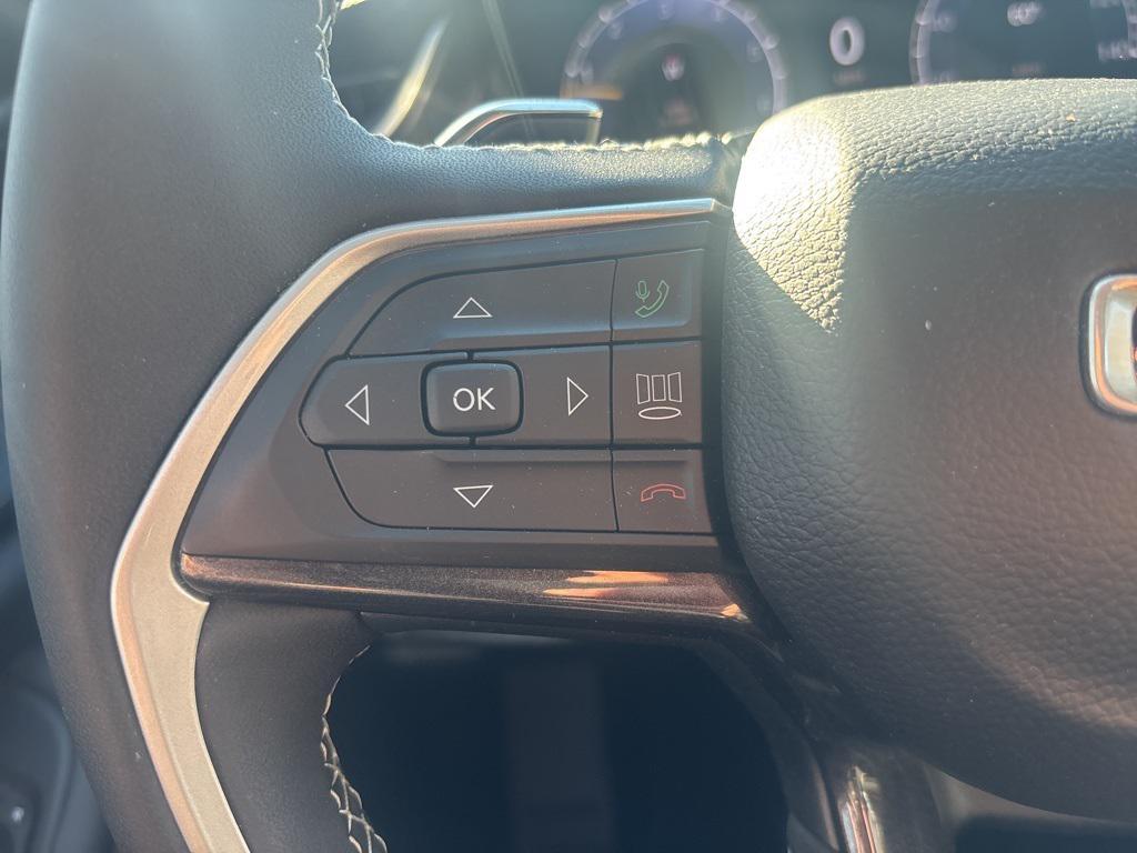 used 2023 Jeep Grand Cherokee car, priced at $32,600