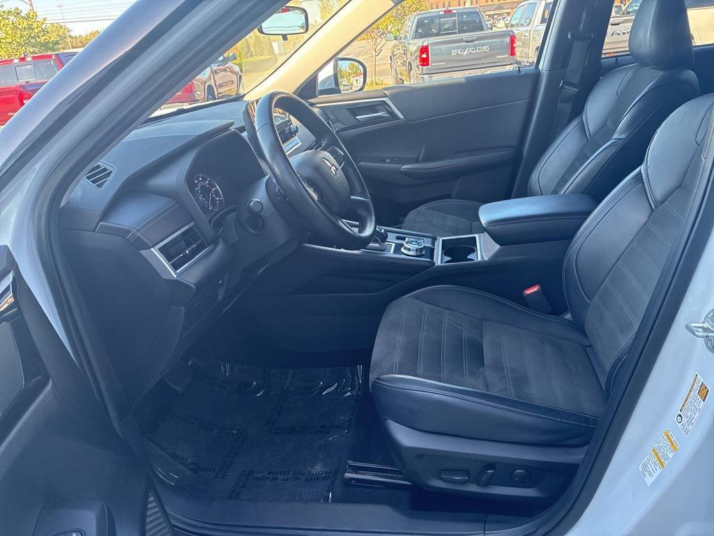 used 2024 Mitsubishi Outlander car, priced at $24,200