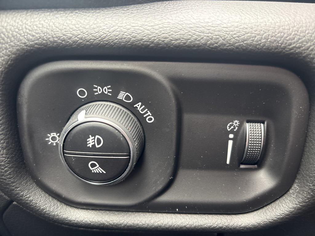 new 2025 Ram 1500 car, priced at $58,620