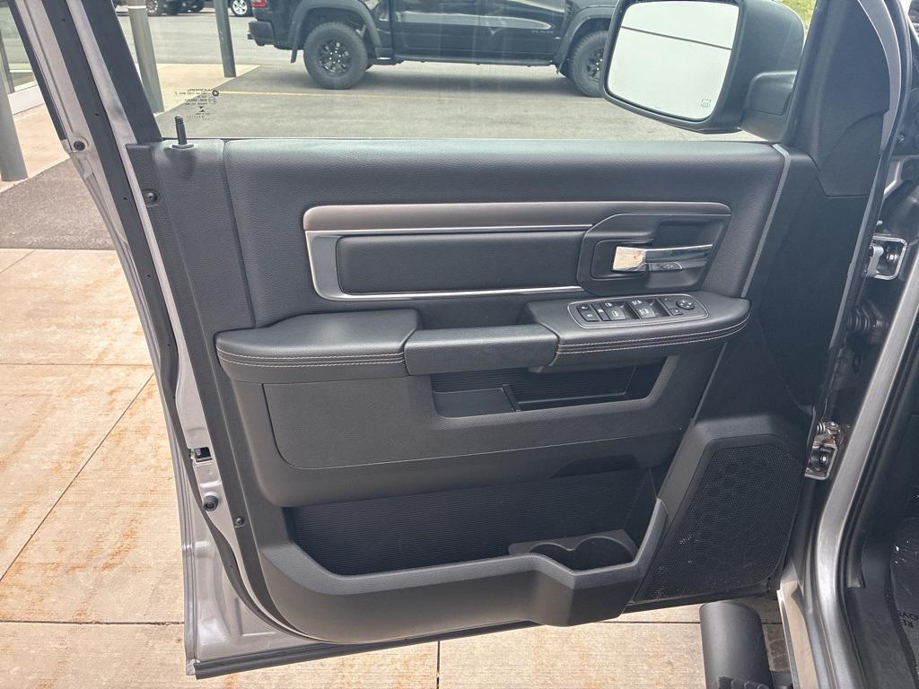 used 2022 Ram 1500 Classic car, priced at $32,900