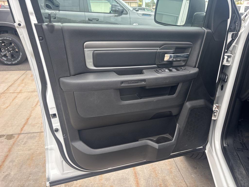 used 2021 Ram 1500 Classic car, priced at $29,200