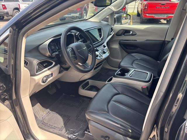 used 2023 Chrysler Pacifica car, priced at $26,000
