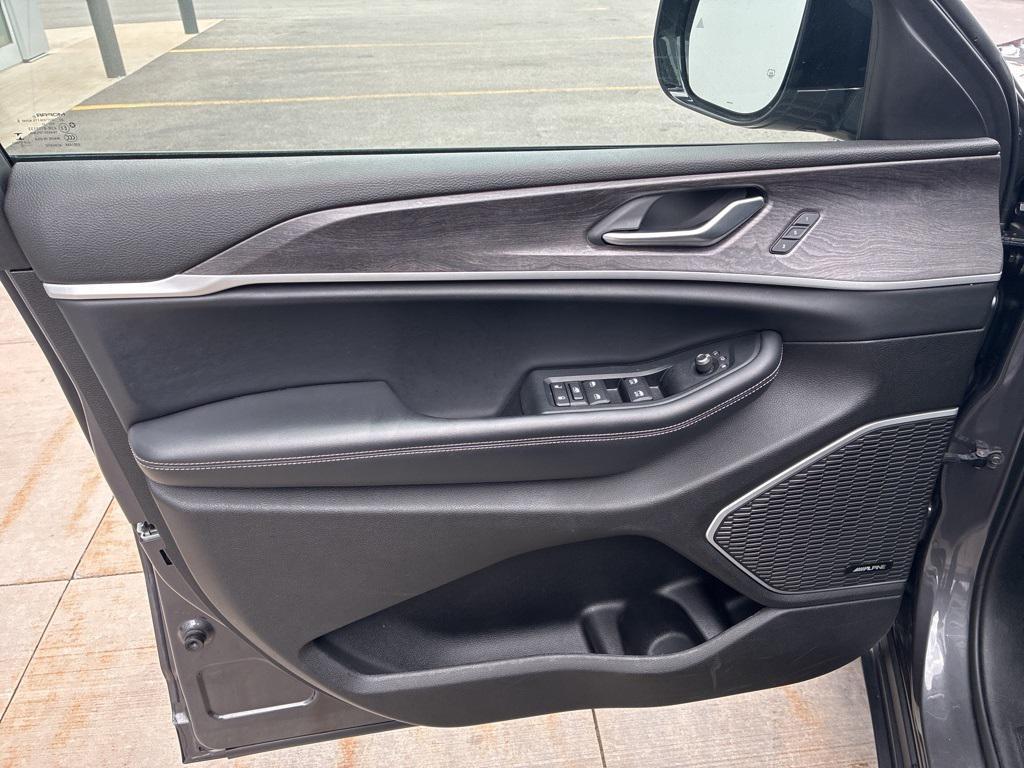 used 2022 Jeep Grand Cherokee L car, priced at $34,900