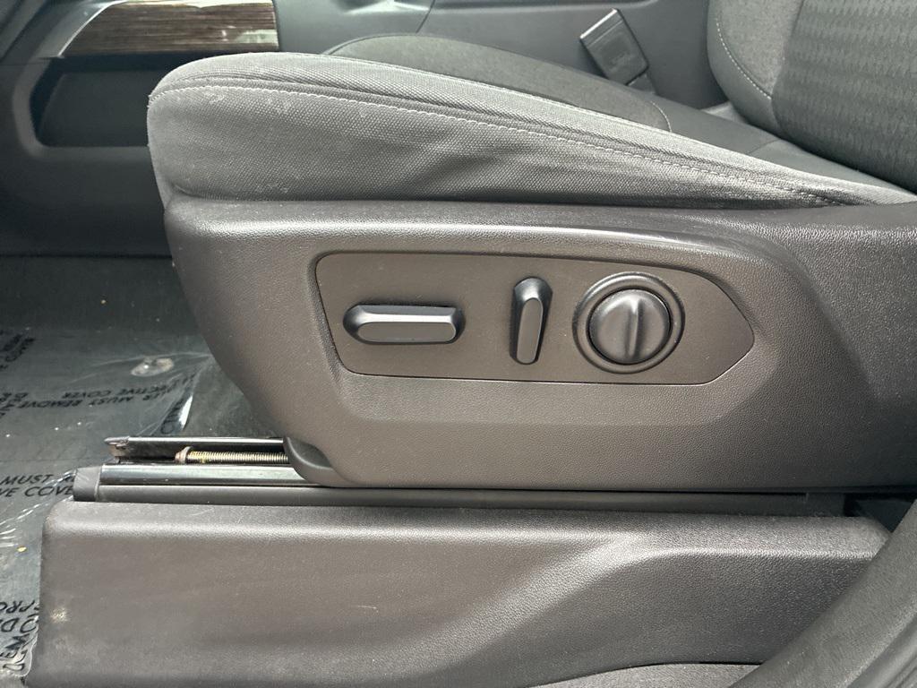 used 2021 GMC Sierra 1500 car, priced at $34,600