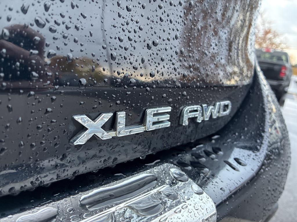 used 2020 Toyota Highlander car, priced at $29,500