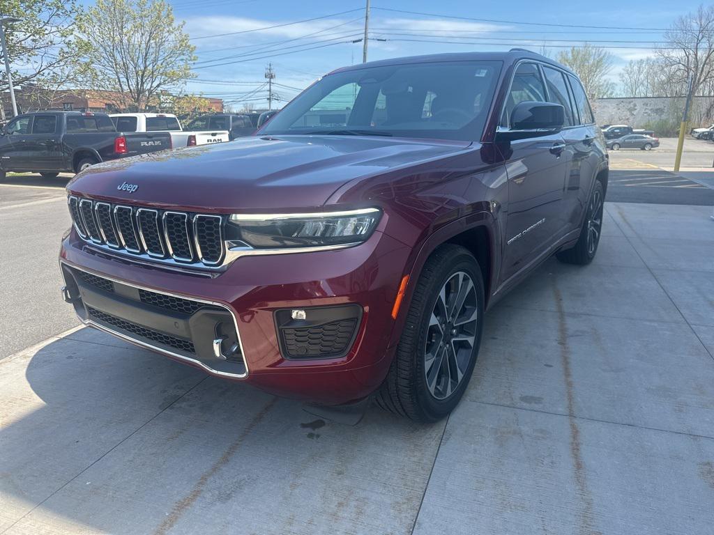 used 2023 Jeep Grand Cherokee car, priced at $38,200