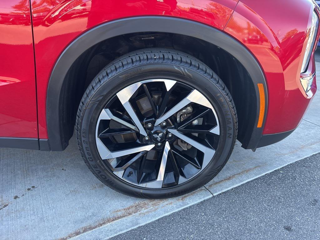 used 2024 Mitsubishi Outlander car, priced at $24,000