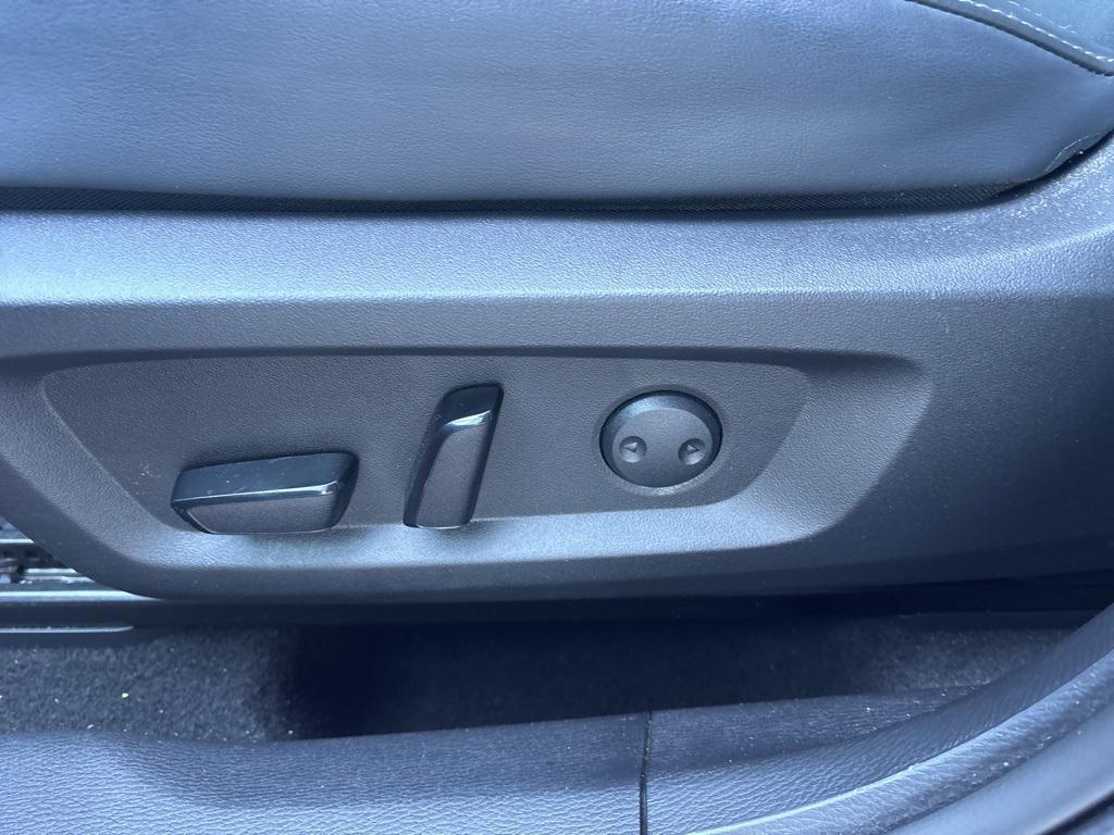 used 2024 Mitsubishi Outlander car, priced at $24,000