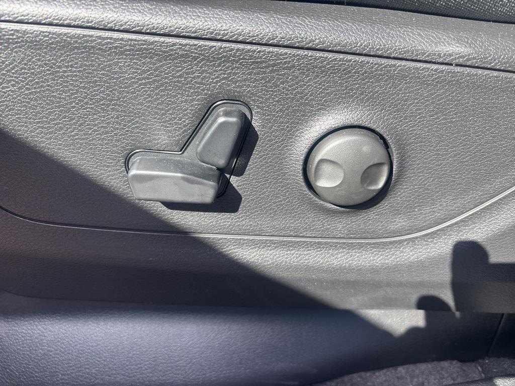 new 2025 Ram 1500 car, priced at $58,325