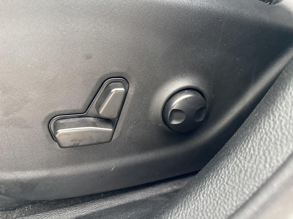 used 2022 Jeep Cherokee car, priced at $26,500