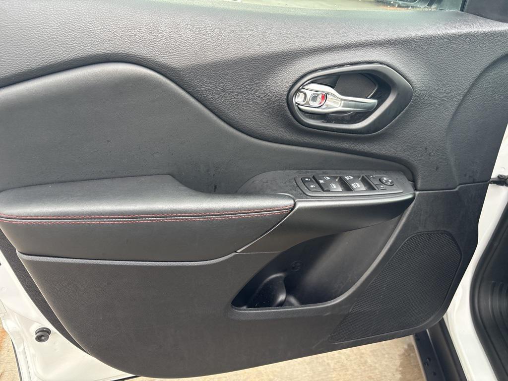 used 2022 Jeep Cherokee car, priced at $26,500