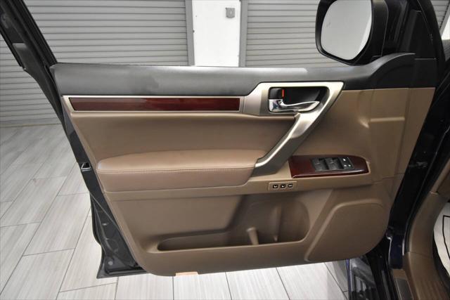 used 2017 Lexus GX 460 car, priced at $27,741