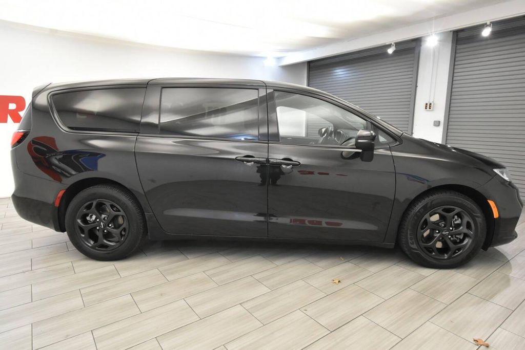 used 2023 Chrysler Pacifica Hybrid car, priced at $22,354