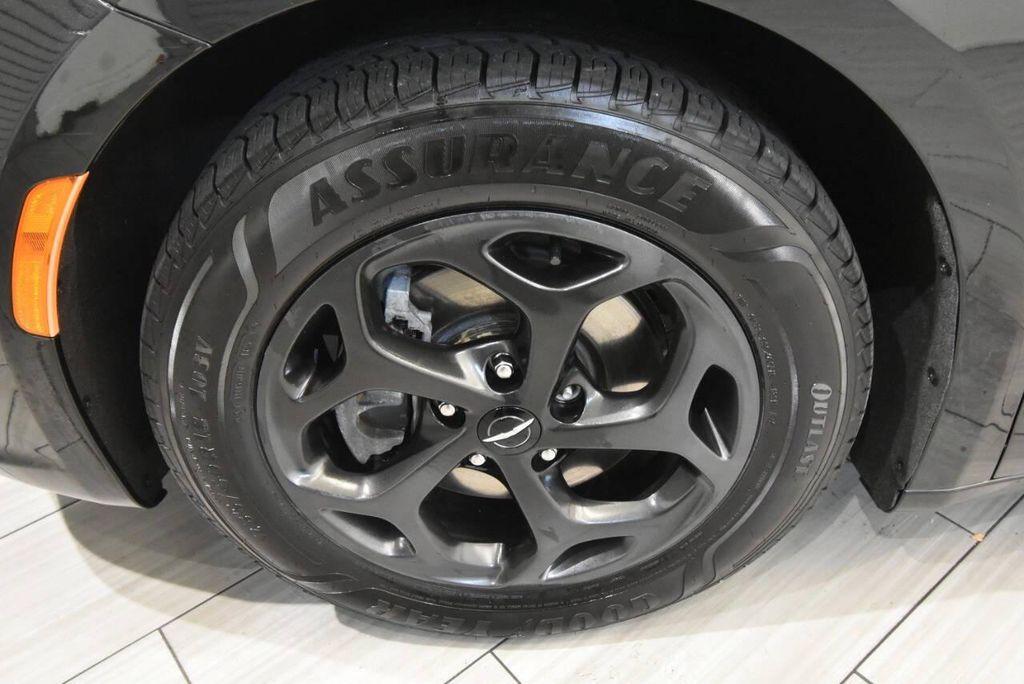 used 2023 Chrysler Pacifica Hybrid car, priced at $22,354