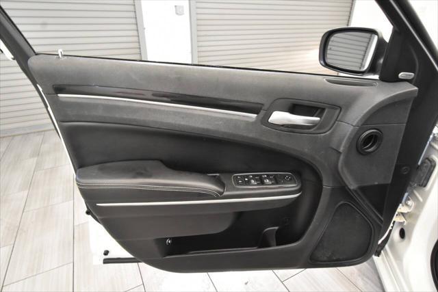 used 2021 Chrysler 300 car