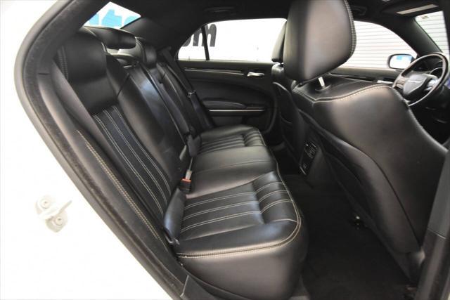 used 2021 Chrysler 300 car