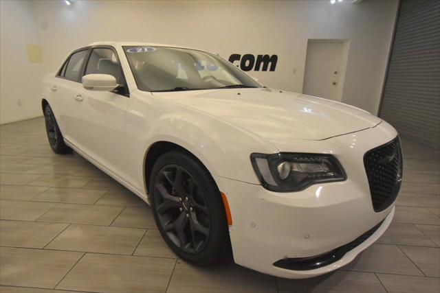 used 2021 Chrysler 300 car