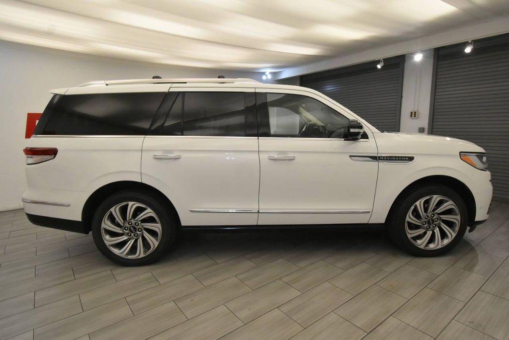 used 2022 Lincoln Navigator car, priced at $54,985