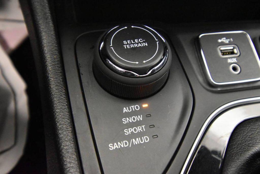 used 2021 Jeep Cherokee car, priced at $17,985