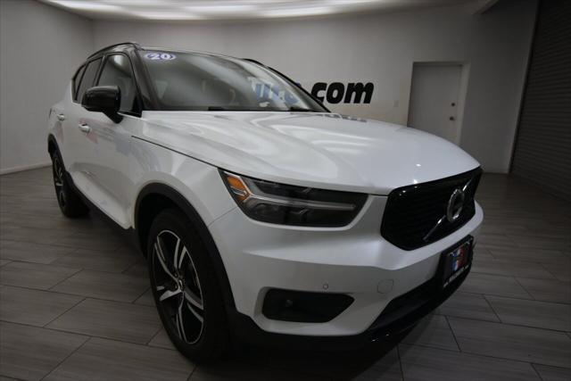 used 2020 Volvo XC40 car, priced at $24,985