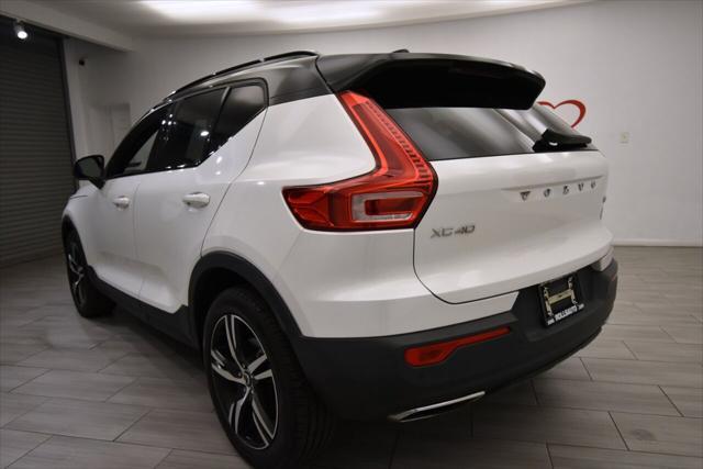 used 2020 Volvo XC40 car, priced at $24,985