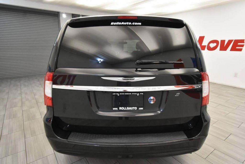 used 2016 Chrysler Town & Country car, priced at $11,495