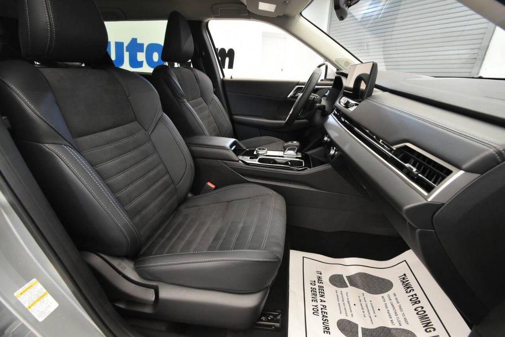 used 2025 Mitsubishi Outlander car, priced at $25,370