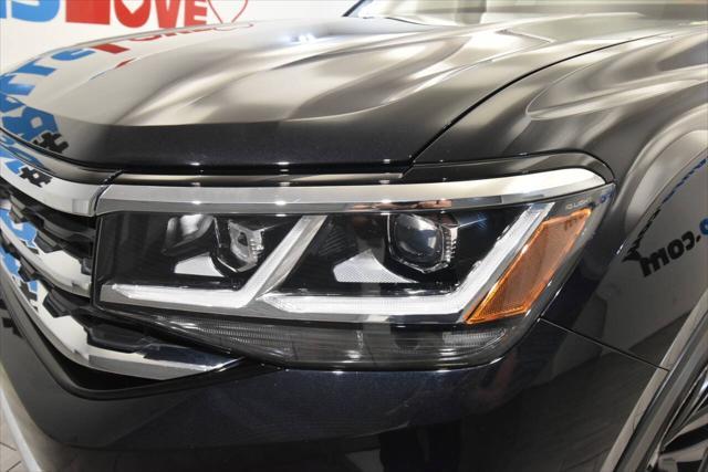 used 2022 Volkswagen Atlas Cross Sport car