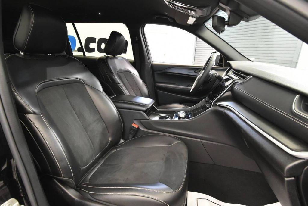 used 2024 Jeep Grand Cherokee L car, priced at $27,495