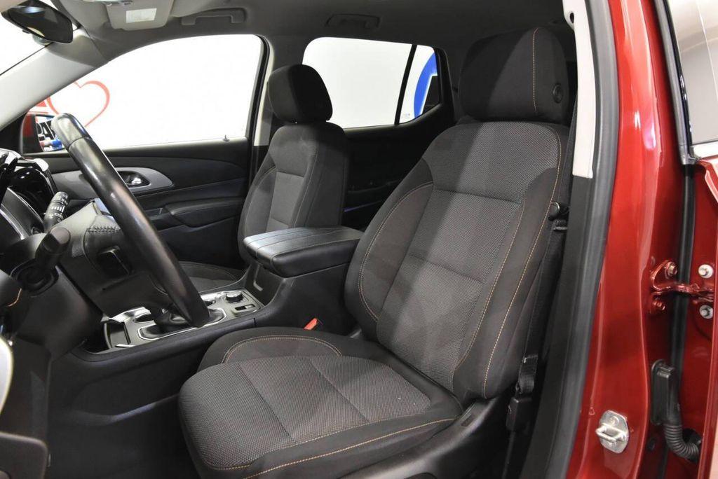 used 2021 Chevrolet Traverse car, priced at $16,999