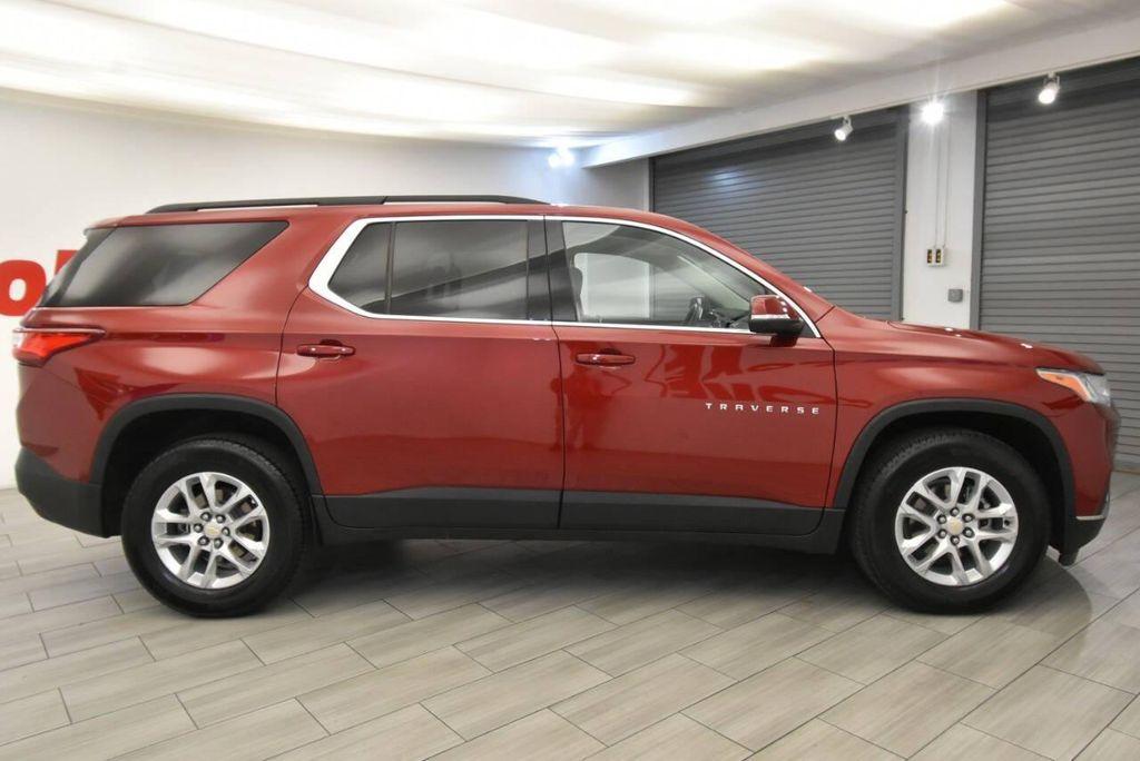 used 2021 Chevrolet Traverse car, priced at $16,999