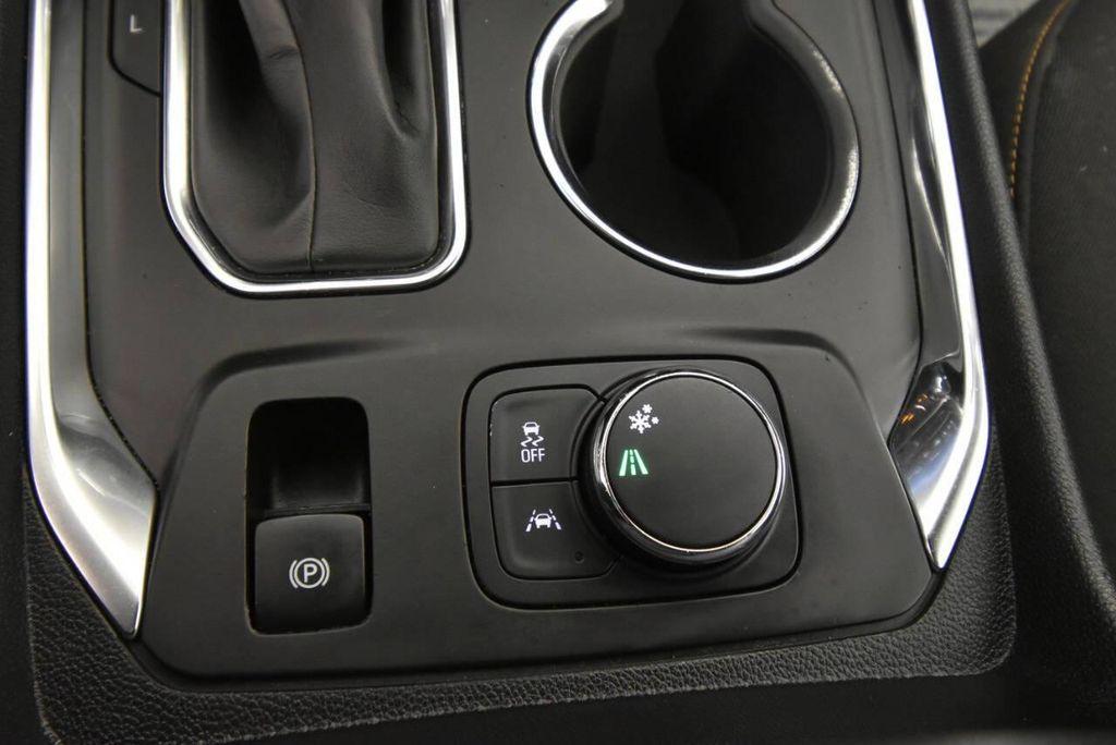 used 2021 Chevrolet Traverse car, priced at $16,999