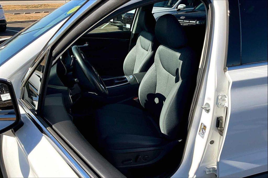 used 2023 Hyundai Santa Fe car, priced at $20,797