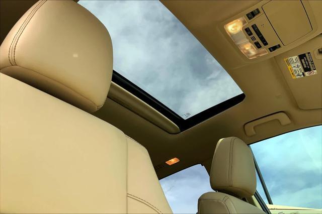 used 2019 Toyota Highlander car, priced at $25,787