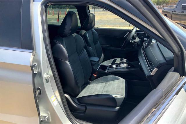 used 2023 Mitsubishi Outlander car, priced at $23,402