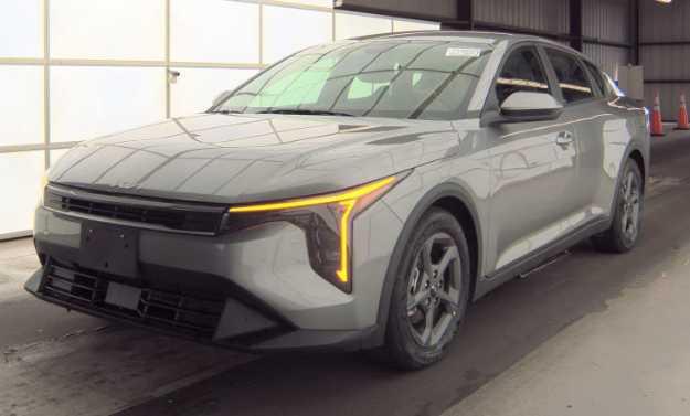 used 2025 Kia K4 car, priced at $22,875